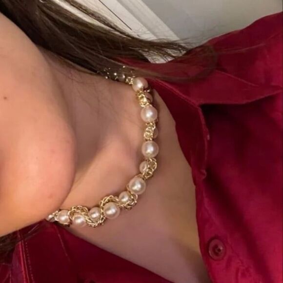 Faux Pearl Beaded Necklace - Picture 5 of 11